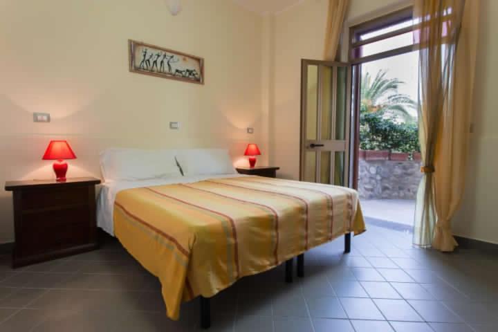 B&B Casa Cosmano Brancaleone Marina Ngoại thất bức ảnh