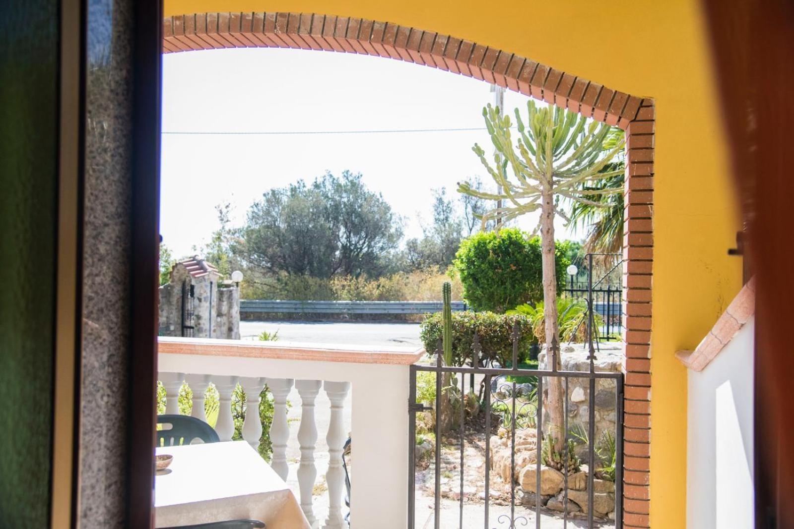 B&B Casa Cosmano Brancaleone Marina Ngoại thất bức ảnh