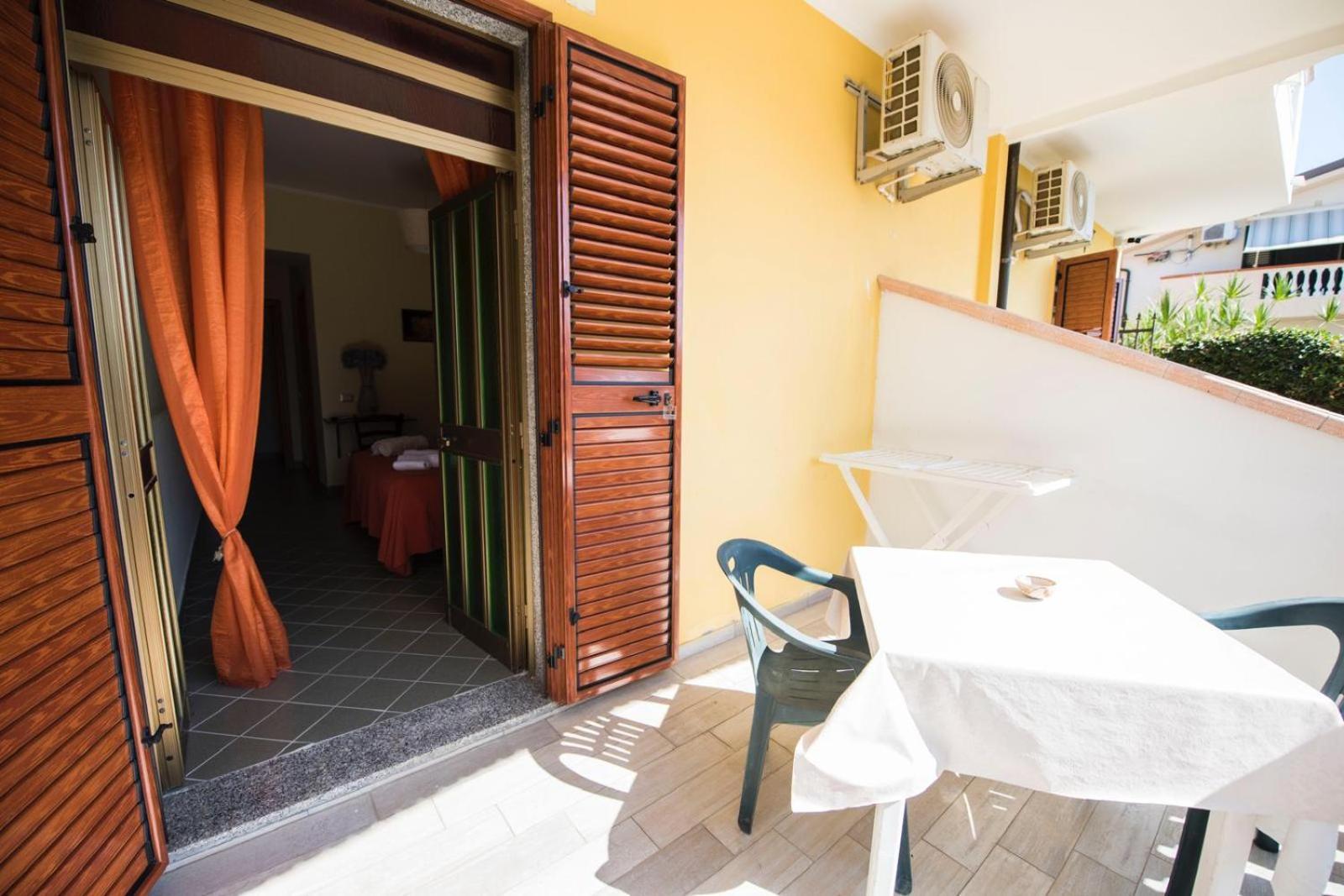 B&B Casa Cosmano Brancaleone Marina Ngoại thất bức ảnh