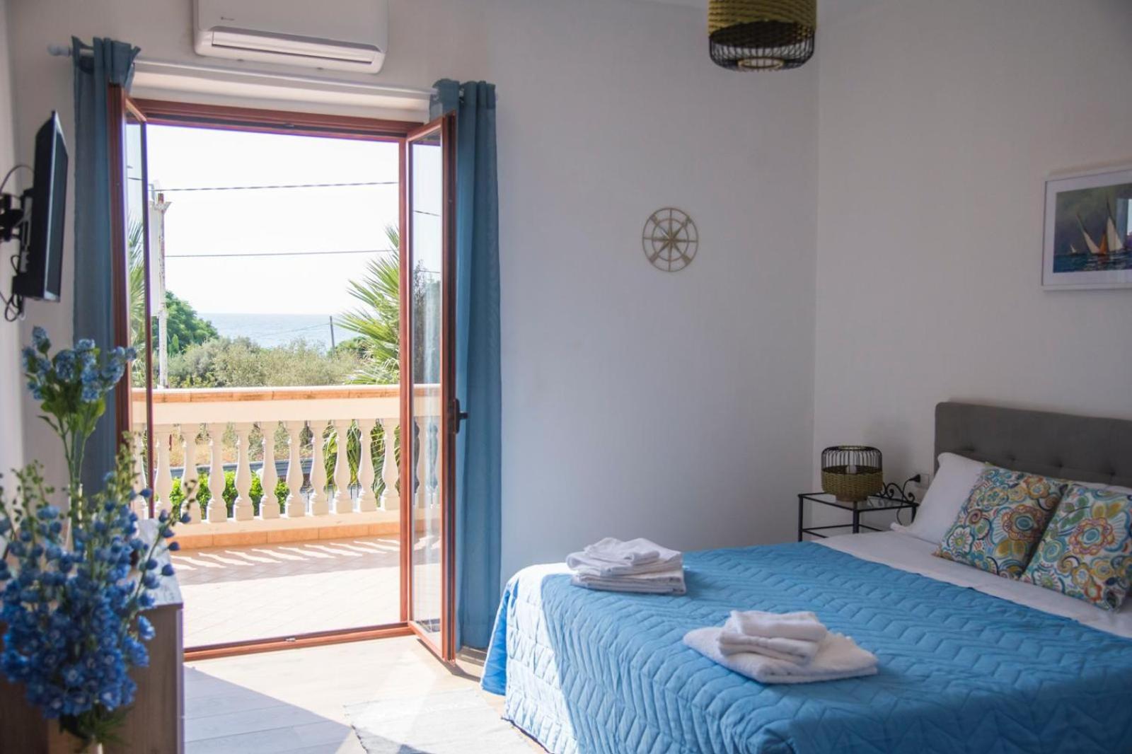 B&B Casa Cosmano Brancaleone Marina Ngoại thất bức ảnh